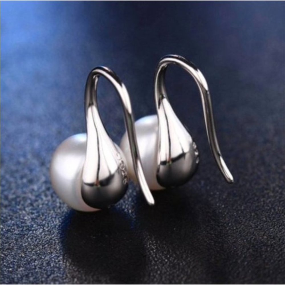 NEW 925 Silver Natural Freshwater Pearl Earrings - Picture 3 of 13